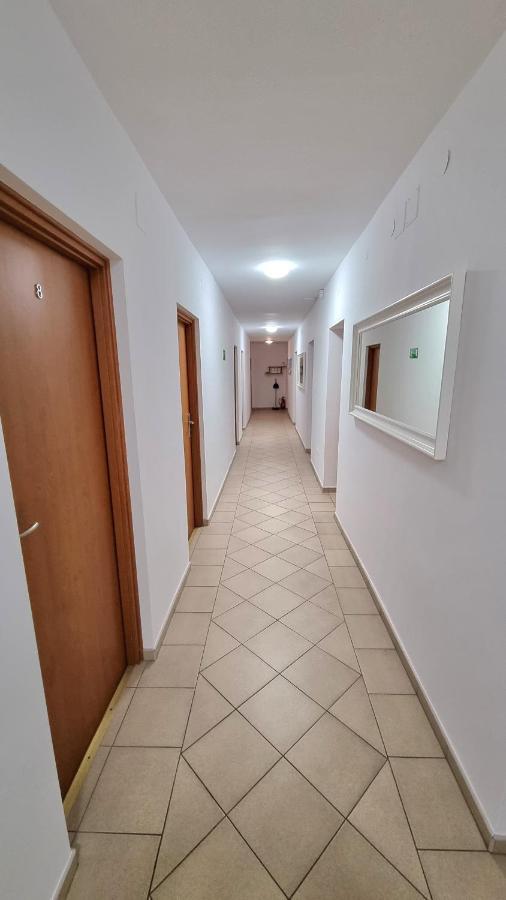 Pokoje Arka Miedzywodzie Esterno foto