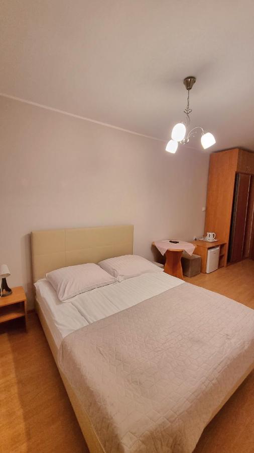 Pokoje Arka Miedzywodzie Esterno foto