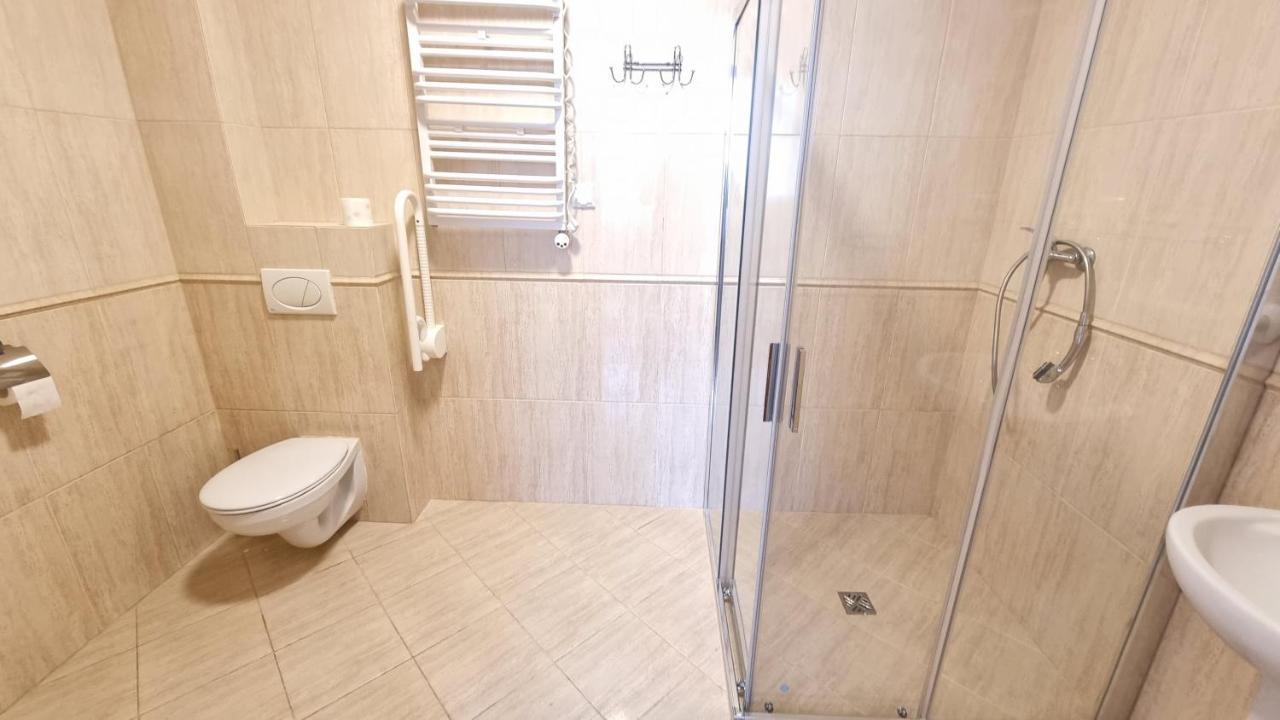 Pokoje Arka Miedzywodzie Esterno foto